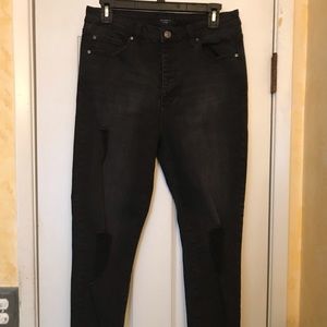 Celebrity Pink Juniors Distressed MedWash Jeans